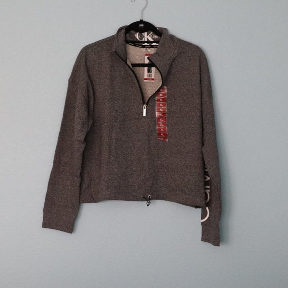 Calvin Klein Crop Sweater - Picture 1 of 6